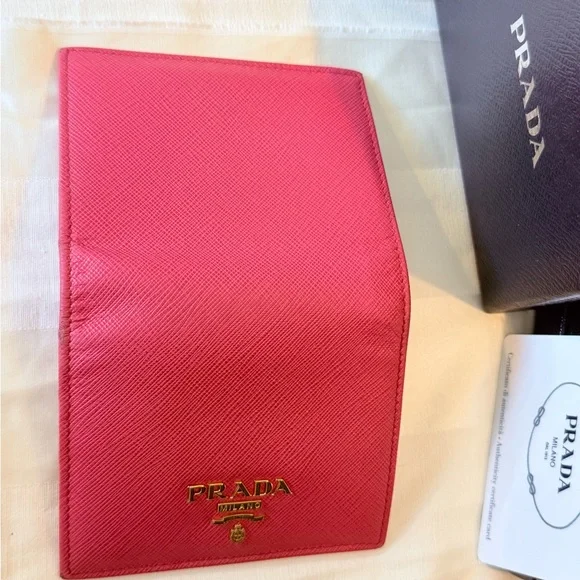Prada Saffiano Pink Wallet - Picture 7 of 10